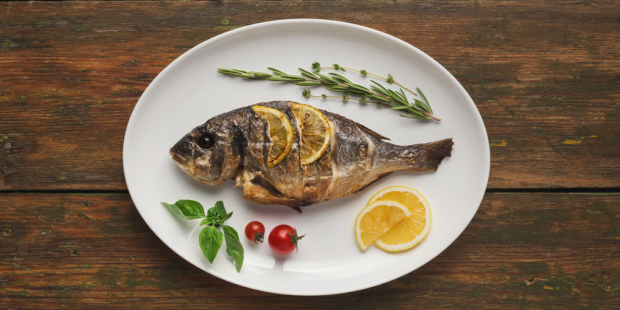 web3-fish-plate-food-lent-shutterstock_1017266941-prostock-studio-ai